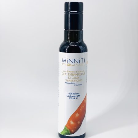 Condimento a base di Olio EVO Carolea e Peperoncino Minniti Bottiglia da 250 ml Prodotto Tipico 100% Made in Italy